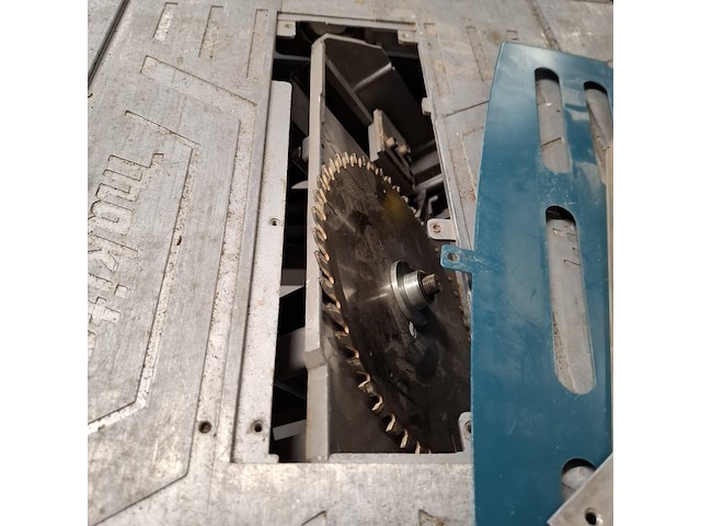 Zaagtafel op onderstel, makita, mlt100 - afbeelding 10 van  10