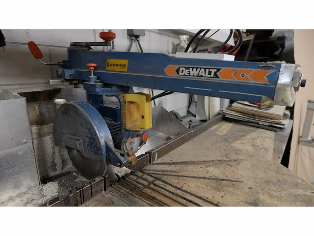 Zaagtafels en diverse machines (8x) - afbeelding 11 van  20