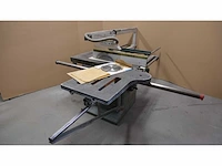 Zaagtafels en diverse machines (8x)