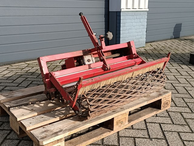 Zaaimachine aanbouw - afbeelding 1 van  6