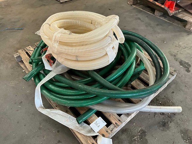 Zaaimachine + bemesterslangen - afbeelding 1 van  5