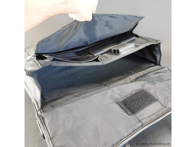 Zacht lederen (laptop)tas - afbeelding 4 van  5