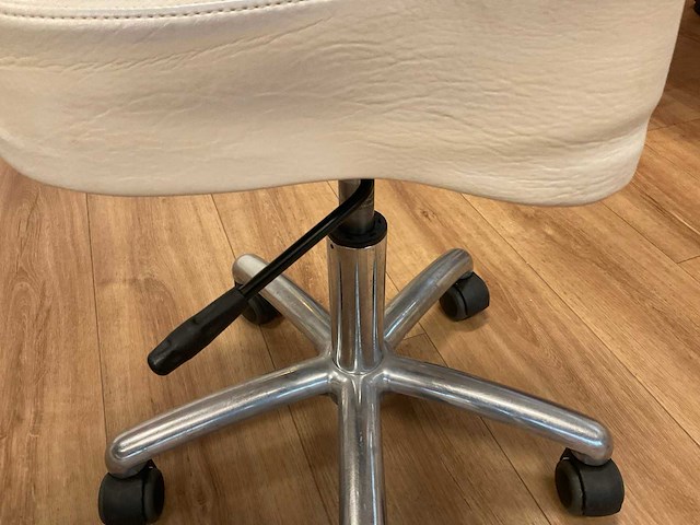 Zadelkruk - afbeelding 3 van  3