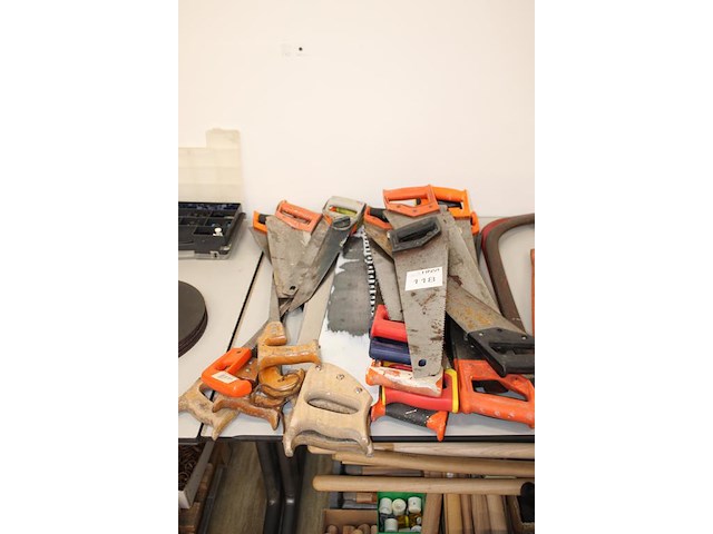 Zagen in diverse maten en uitvoeringen. ca. 30 stuks. - afbeelding 2 van  3