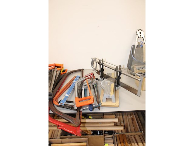 Zagen in diverse maten en uitvoeringen. ca. 30 stuks. - afbeelding 3 van  3