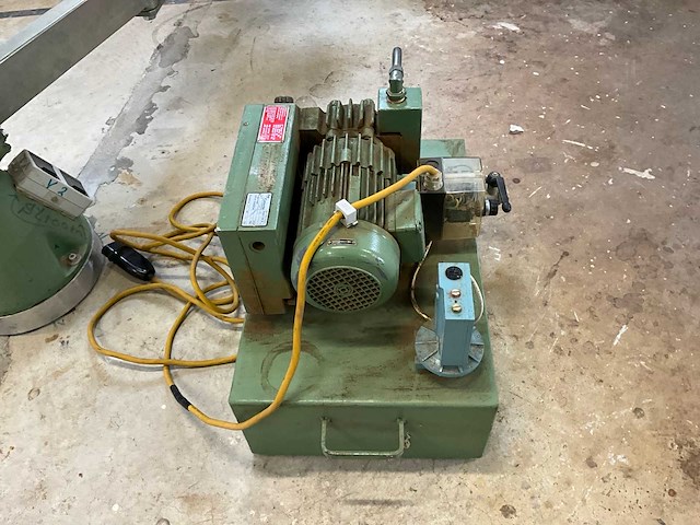 Zahringer mobiele lintzaagmachine - afbeelding 6 van  16