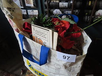 Zak met verrassingsinhoud - afbeelding 2 van  2