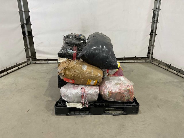 Zakken met onbekende inhoud - afbeelding 3 van  5