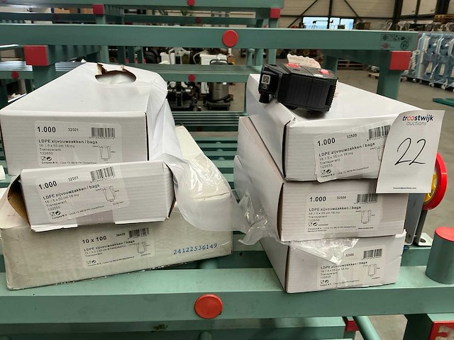 Zakken, prijstang en divers - afbeelding 3 van  6