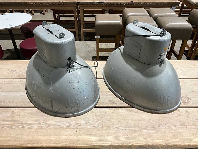 Zaklady metalowe predom mesko - industriële hanglamp (2x) - afbeelding 1 van  4