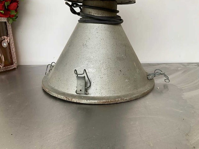 Zaklady metalowe predom mesko - orp-400e - industriële hanglamp - afbeelding 4 van  5