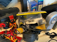 Zaklampen bolletjes scharen en divers - afbeelding 5 van  13