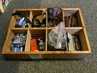 Zakmessen en batterijen - afbeelding 1 van  4