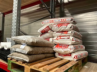 Zand en strooizout - afbeelding 1 van  2