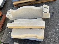 Zandsteen schouw onderdelen - afbeelding 2 van  2