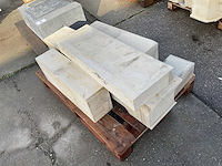 Zandsteen schouw onderdelen - afbeelding 3 van  3