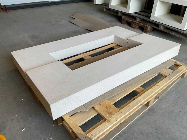 Zandstenen schouwombouw - afbeelding 2 van  3