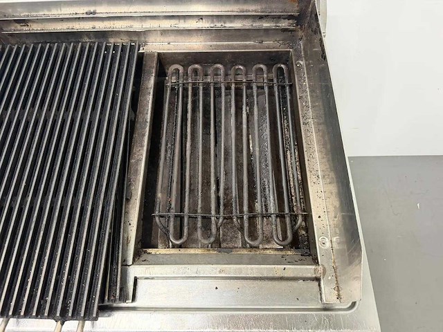 Zanussi - elektrische lavasteen grill - afbeelding 5 van  5