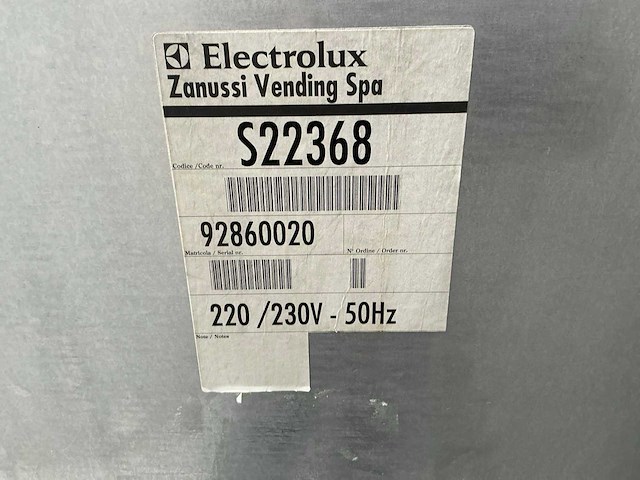 Zanussi - ev370/8/bst/ptccq - frisdrank - frisdrank verkoopautomaat - afbeelding 3 van  11