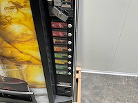 Zanussi - ev370/8/bst/ptccq - frisdrank - frisdrank verkoopautomaat - afbeelding 4 van  7