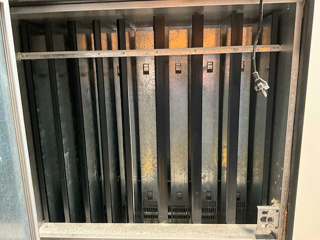 Zanussi - ev370/8/bst/ptccq - frisdrank - frisdrank verkoopautomaat - afbeelding 6 van  7