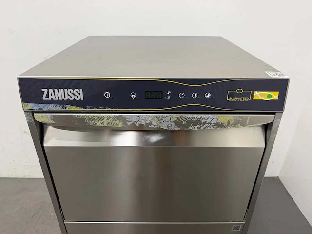 Zanussi - korvenvaatwasmachine - afbeelding 2 van  5