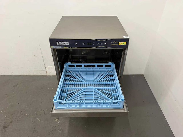 Zanussi - korvenvaatwasmachine - afbeelding 5 van  5