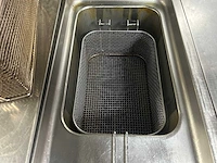 Zanussi - professionele dubbele rvs friteuse met 2 afzonderlijke frituurbakken, 4 frituurmanden en onderkast - afbeelding 9 van  9