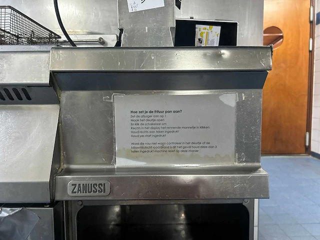 Zanussi - rvs keukenunit / werkmeubel (2x) - afbeelding 2 van  6