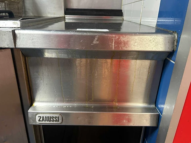 Zanussi - rvs werkunit - afbeelding 3 van  5