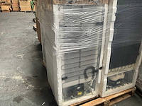 Zanussi - verticale vriezer, capaciteit 190 liter - zfu19400wa - vriezer - afbeelding 2 van  3