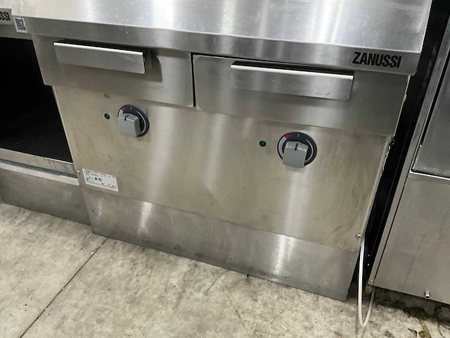 Zanussi - z7grehgcfu - elektrische grill - afbeelding 6 van  10