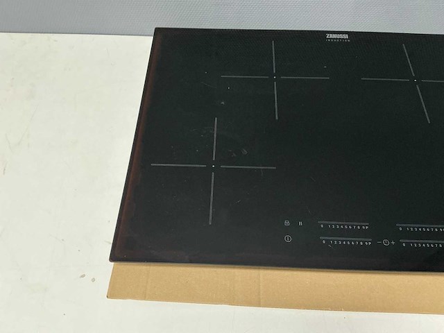 Zanussi - zitn844k - kookplaat - afbeelding 7 van  9