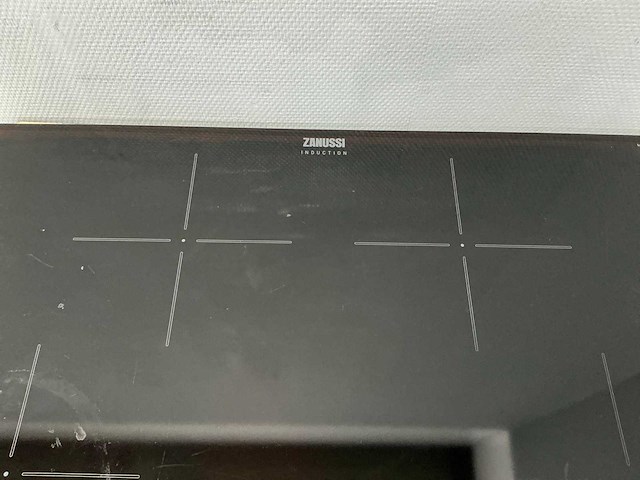 Zanussi - zitn844k - kookplaat - afbeelding 7 van  10