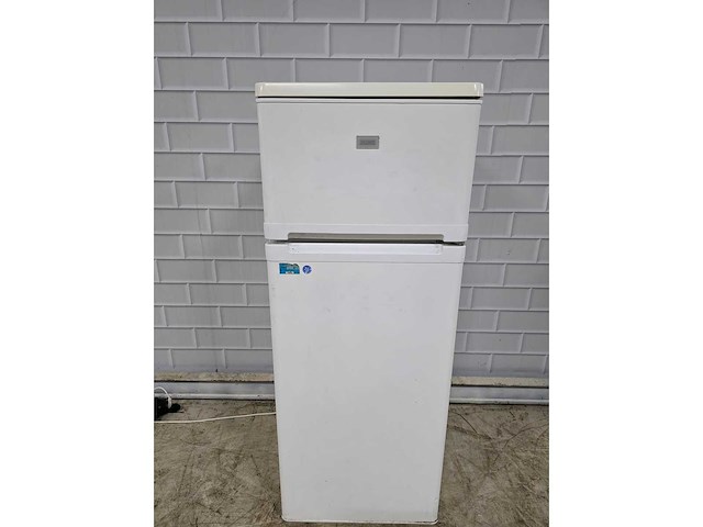 Zanussi - zrt724w - koelvries combinatie - afbeelding 2 van  5