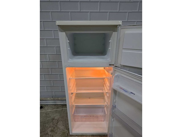 Zanussi - zrt724w - koelvries combinatie - afbeelding 4 van  5