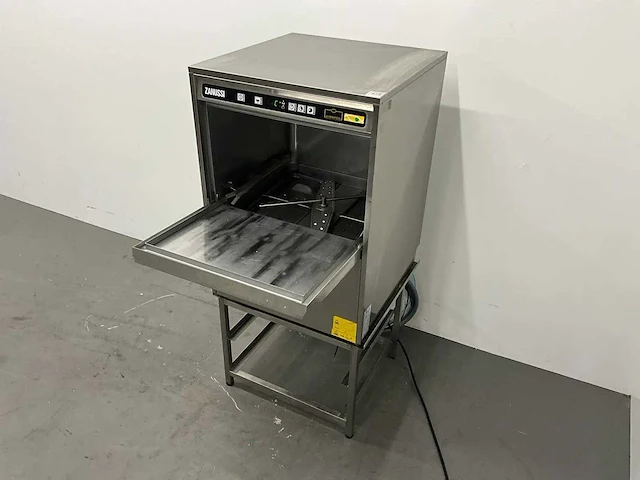 Zanussi - zucai - korvenvaatwasmachine - afbeelding 2 van  8