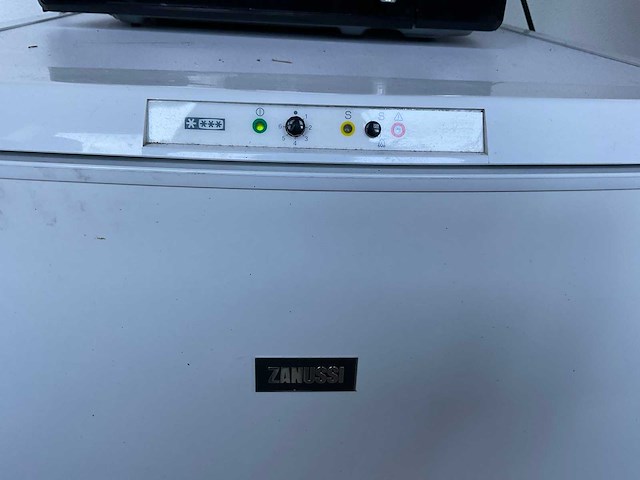 Zanussi, inventum tt110f mx vriezer en magnetron - afbeelding 4 van  6