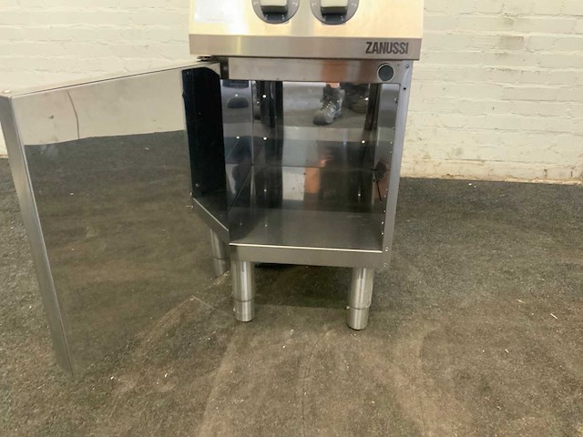 Zanussi kookplaat - afbeelding 8 van  8