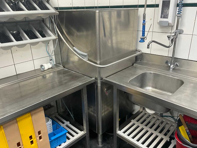 Zanussi korvenvaatwasmachine met afvoertafel - afbeelding 2 van  7