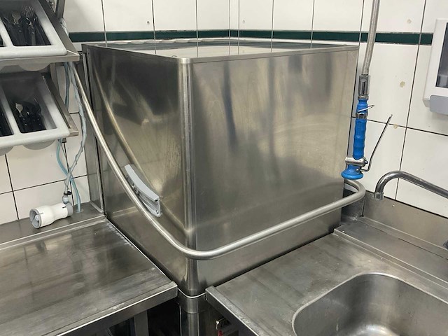 Zanussi korvenvaatwasmachine met afvoertafel - afbeelding 3 van  7
