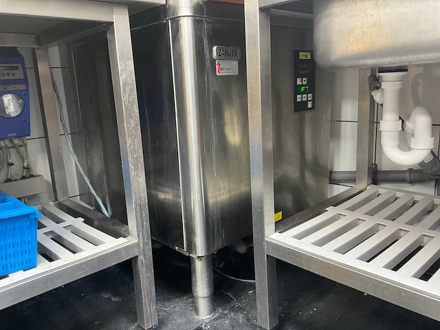 Zanussi korvenvaatwasmachine met afvoertafel - afbeelding 4 van  7