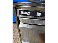 Zanussi korvenvaatwasmachine - afbeelding 2 van  4