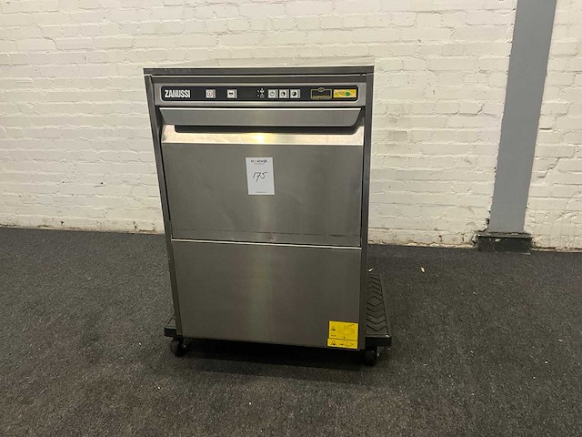 Zanussi korvenvaatwasmachine - afbeelding 3 van  10