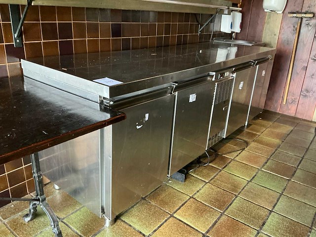 Zanussi rvs koelwerkbank - afbeelding 1 van  9