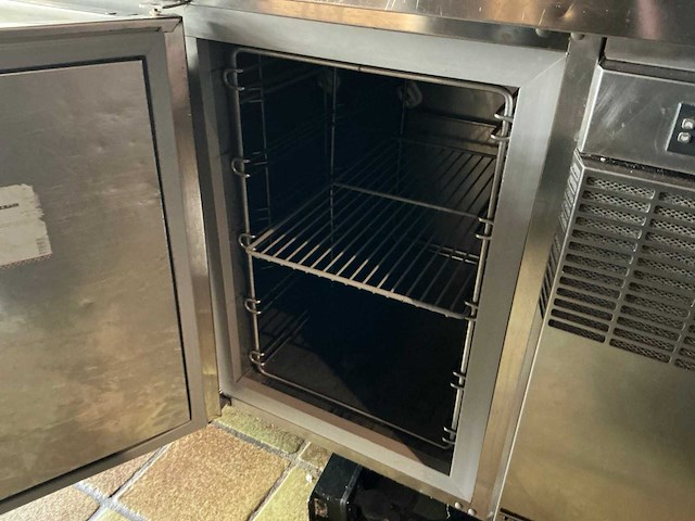 Zanussi rvs koelwerkbank - afbeelding 7 van  9