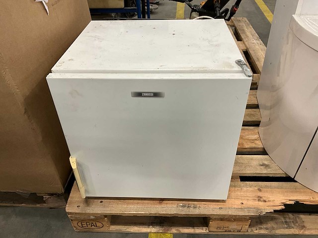 Zanussi tafel koelkast - afbeelding 1 van  2
