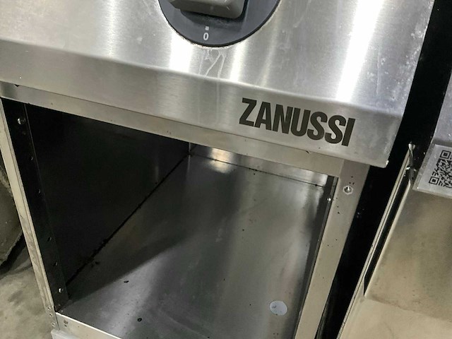 Zanussi verwarmde frietuitwerppan - afbeelding 6 van  7