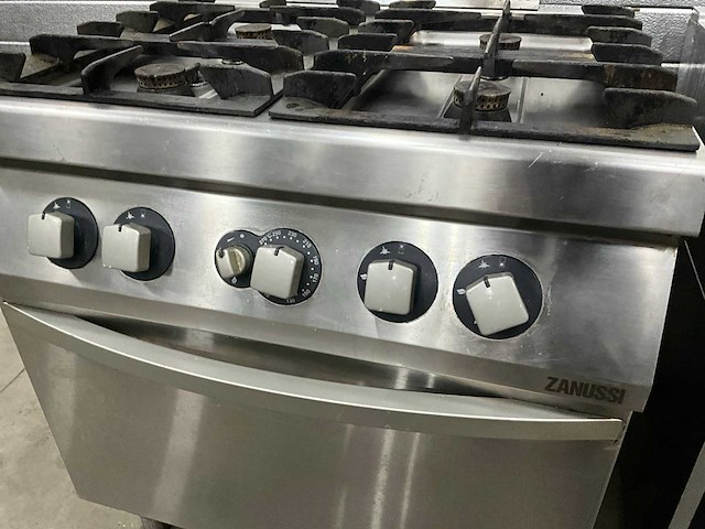 Zanussi z7gcgh4 gasfornuis met oven - afbeelding 4 van  8
