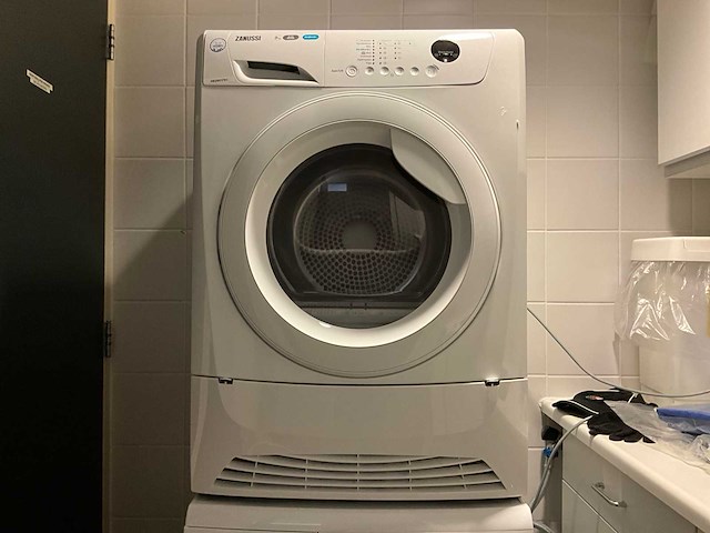 Zanussi zdh8333w lindo1000 warmtepompdroger - 8kg - afbeelding 1 van  4